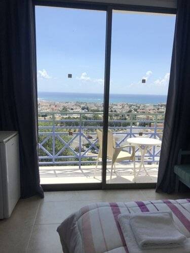 Axiothea Hotel