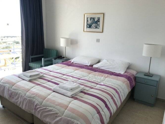 Axiothea Hotel