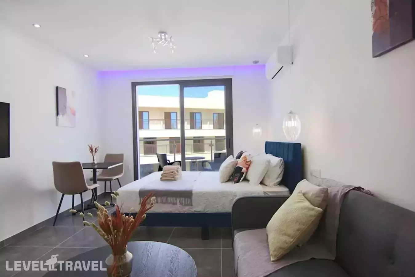 Phaedrus Living Seaside Luxury Flat Athina 118