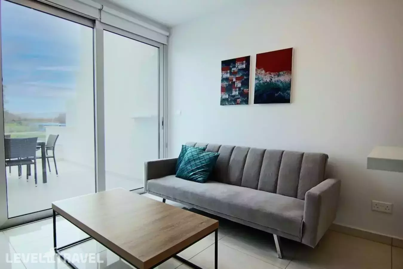 Phaedrus Living: Seaside Deluxe Flat Harbour 106