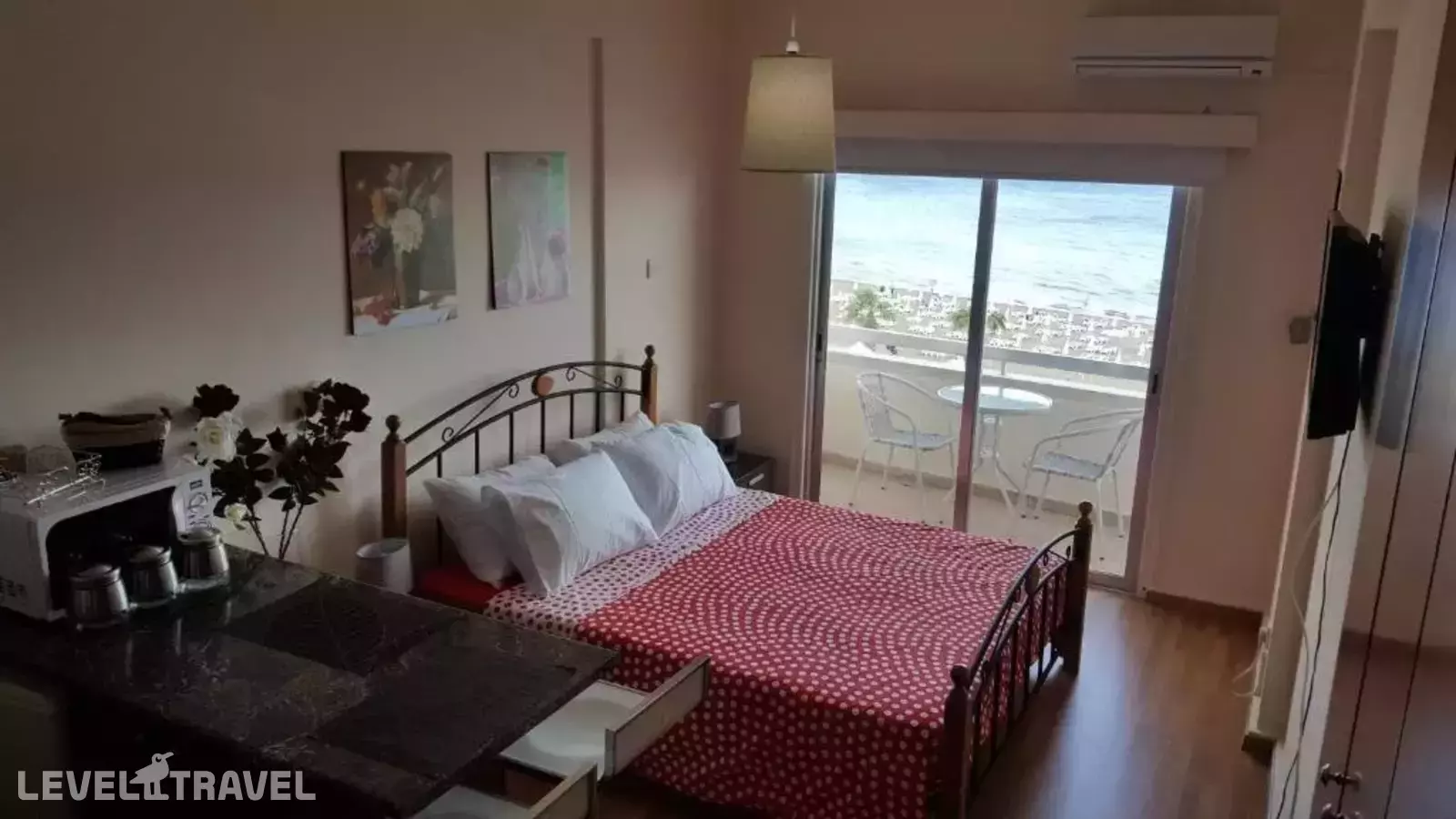 Alex Beach Apartment 33