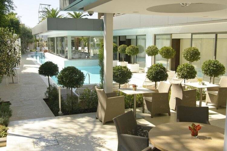 Alasia Hotel