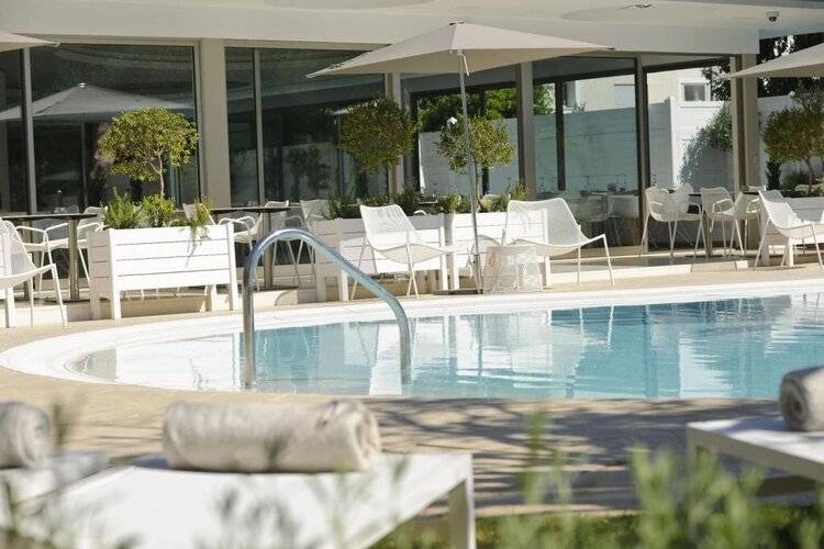 Alasia Hotel