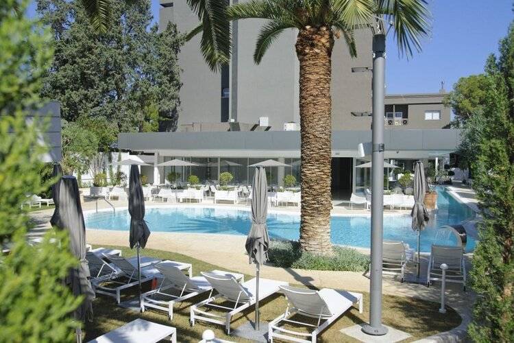 Alasia Hotel