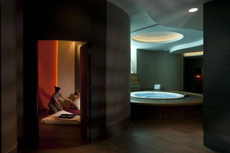 Alasia Hotel