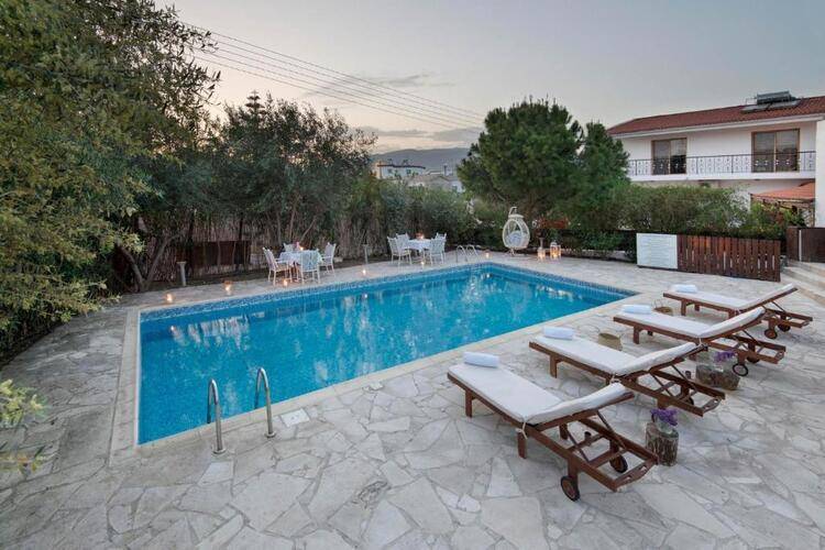 Meleni Cottage Houses