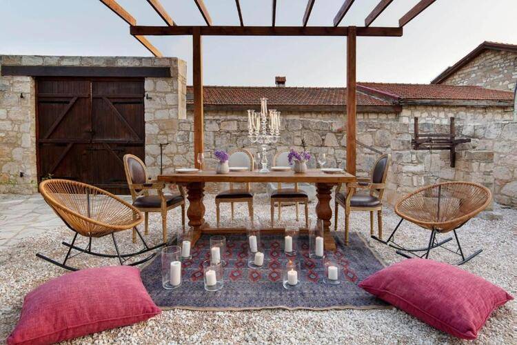 Meleni Cottage Houses