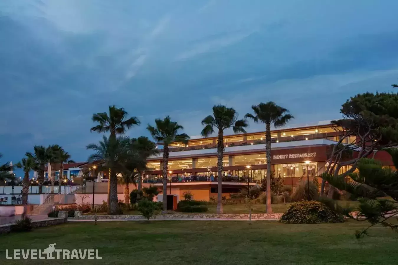 Acapulco Resort Convention Spa Hotel