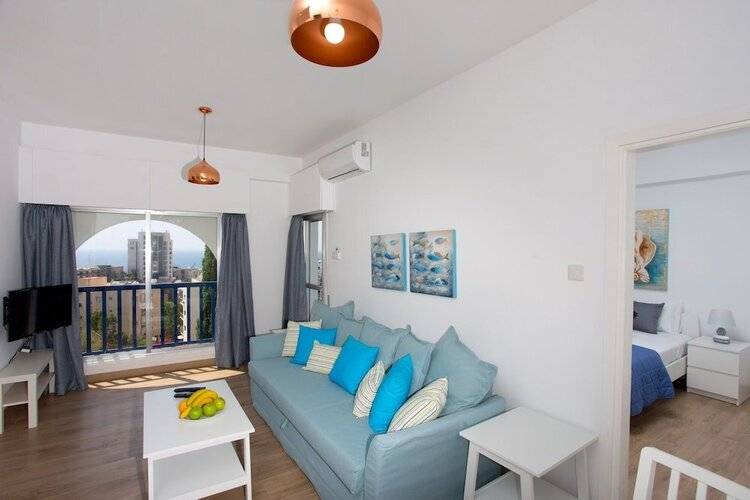 White Arches Sea View Apartment