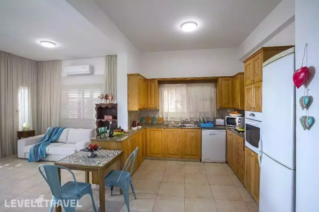 Meneou Beachfront Villa 5