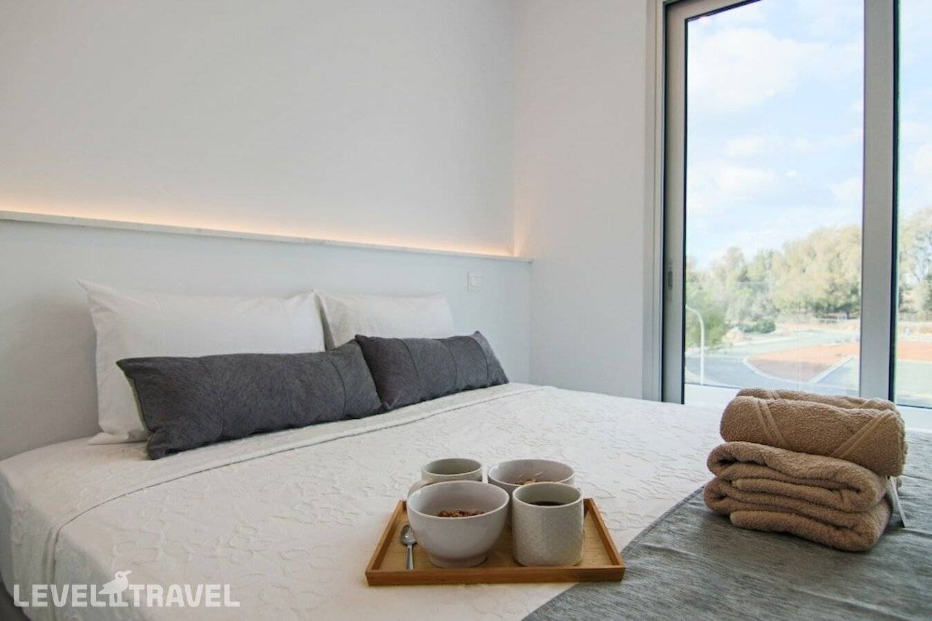 фотографии отеля Phaedrus Living: Seaside Executive Flat Harbour 101 в Кипр(Пафос) - фото №13