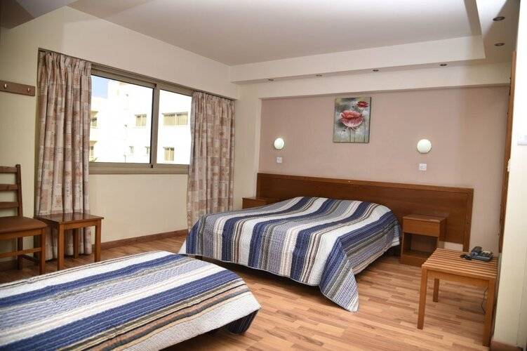 Elysso Hotel