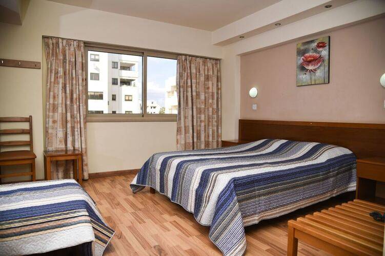 Elysso Hotel
