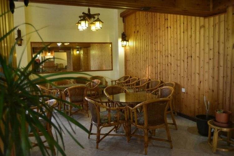 Elysso Hotel