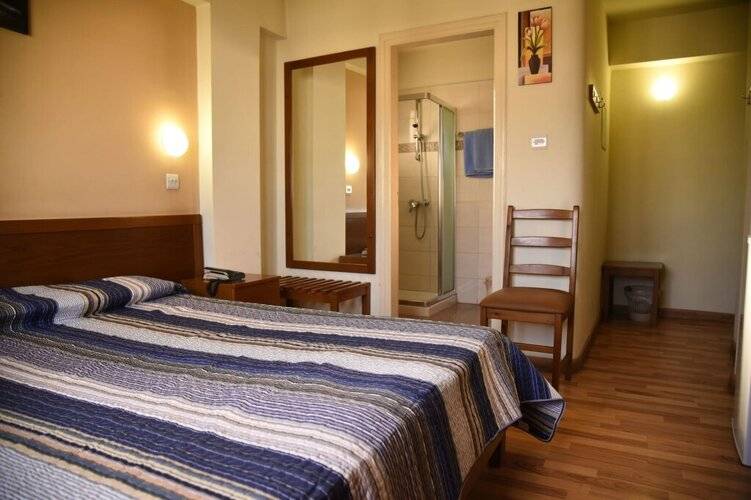 Elysso Hotel
