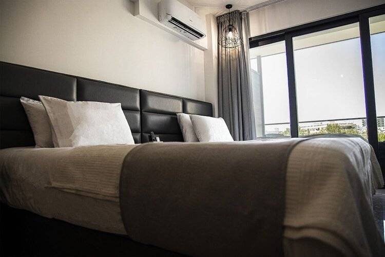 Jimmy's Suites
