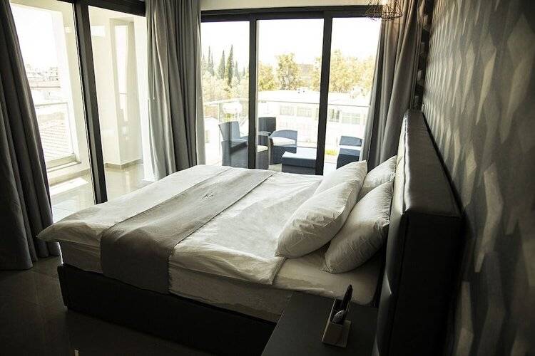Jimmy's Suites