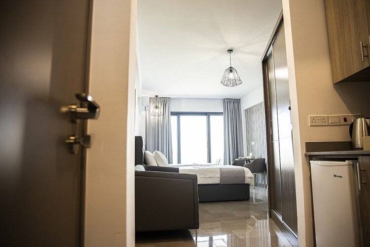 Jimmy's Suites