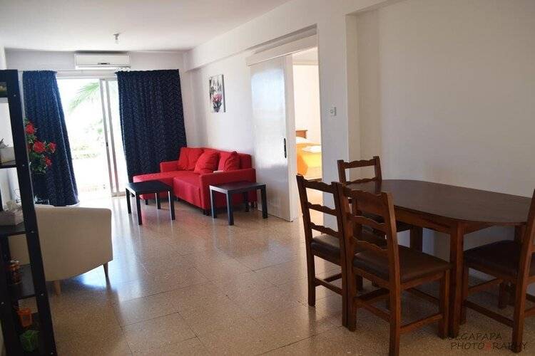 Pelides Apartments