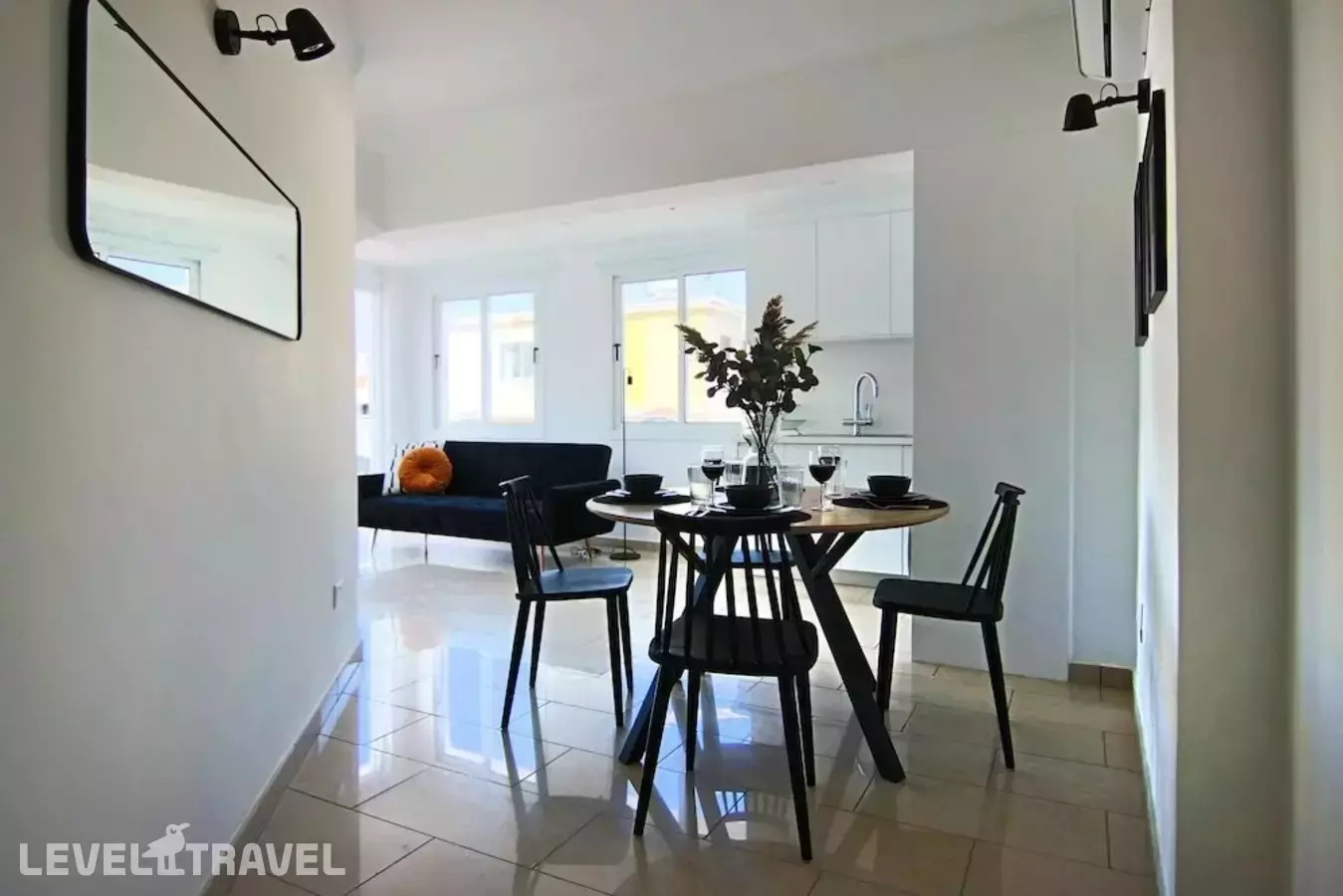 Phaedrus Living: Seaside Modern Flat Lighthouse 63