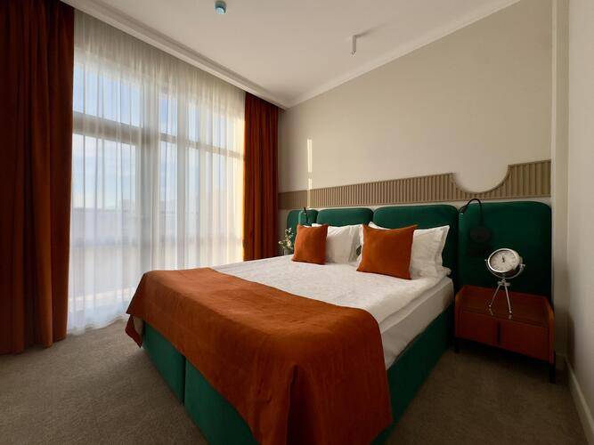 Арт Отель Astoria Hotel