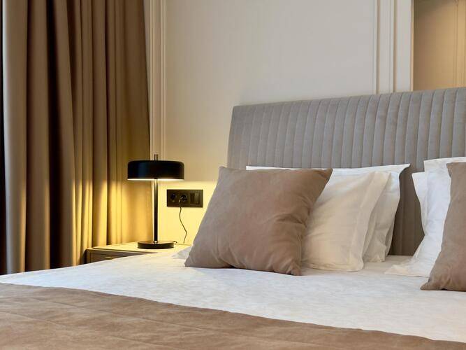 Арт Отель Astoria Hotel