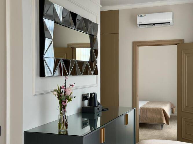 Арт Отель Astoria Hotel