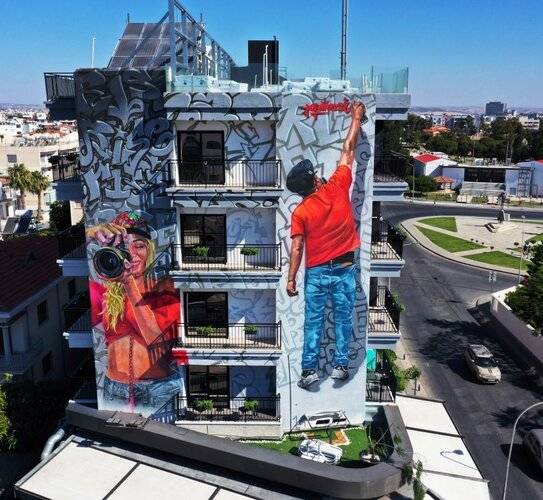 Rise Street Art Hotel