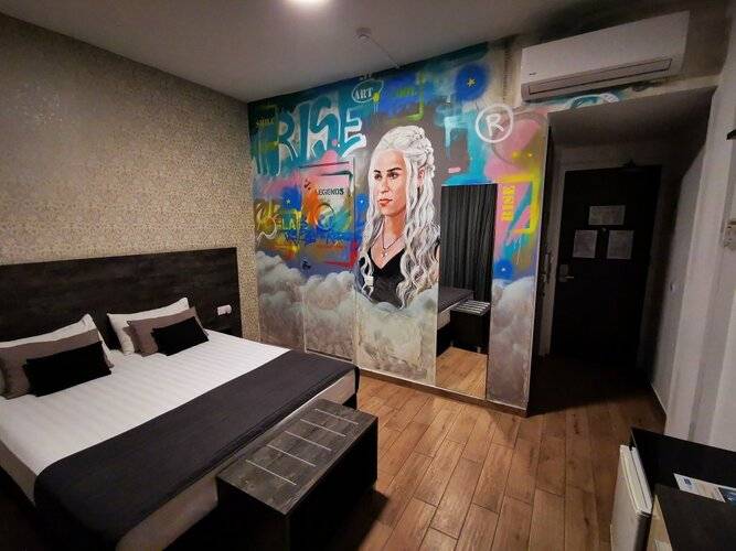 Rise Street Art Hotel