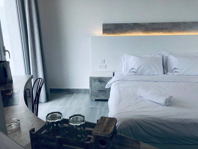White 11
