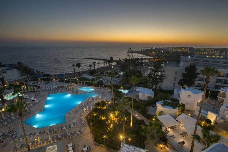 Leonardo Plaza Cypria Maris Beach Hotel & Spa
