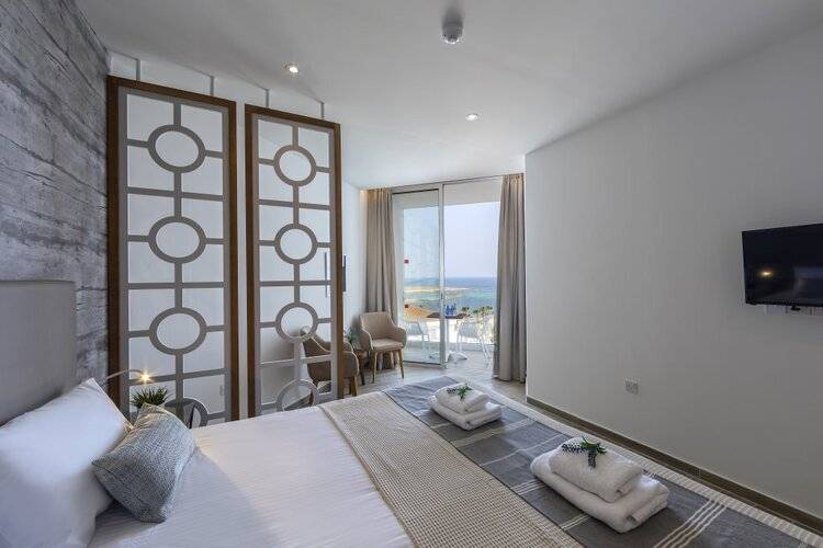 Leonardo Plaza Cypria Maris Beach Hotel & Spa