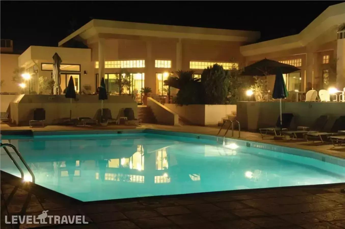 Natura Beach Hotel And Villas