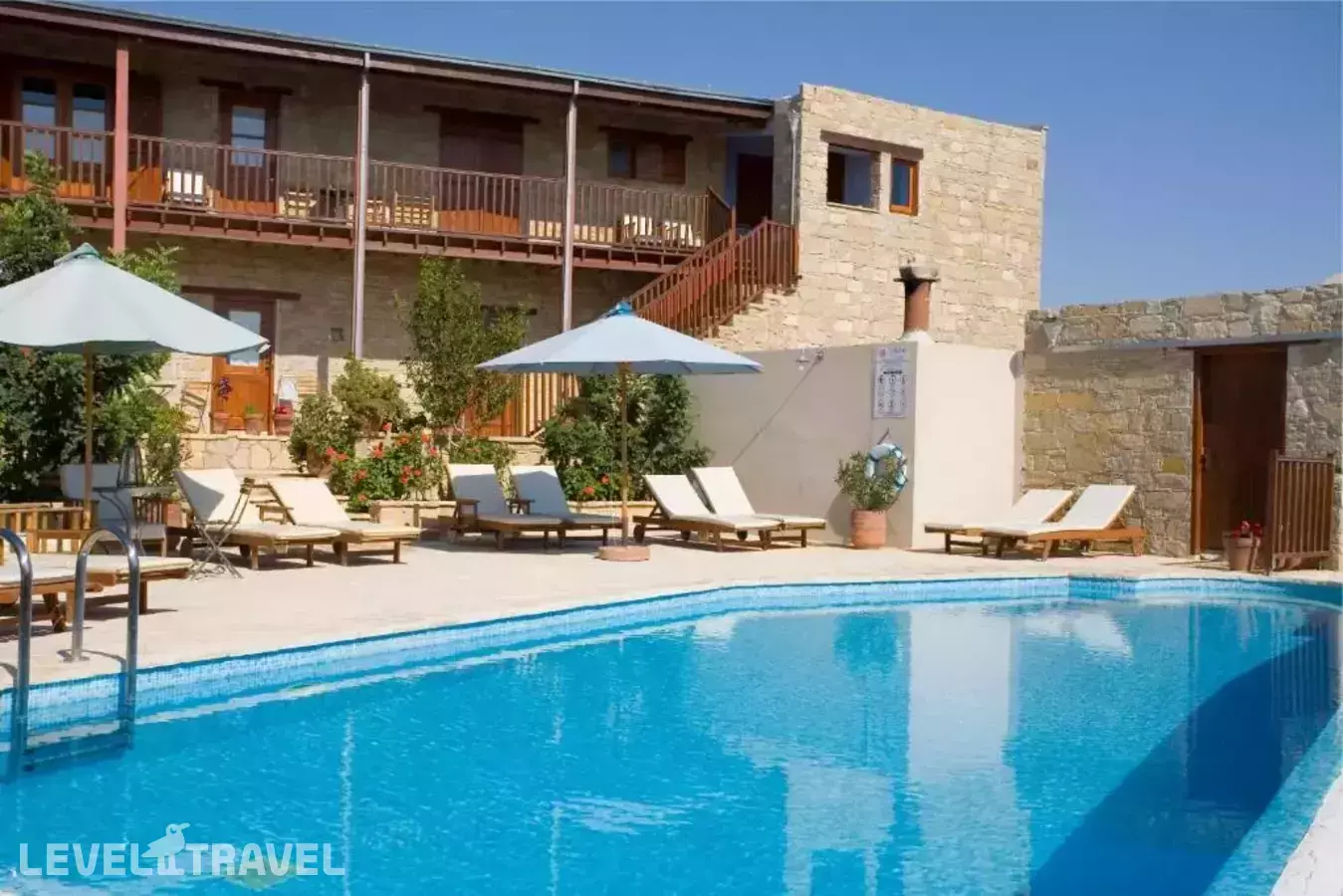 Eveleos Country House