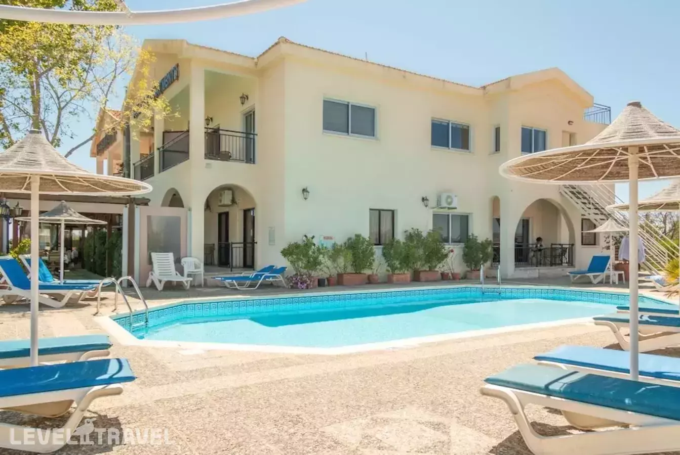 Hill View Restaurant & Apartments