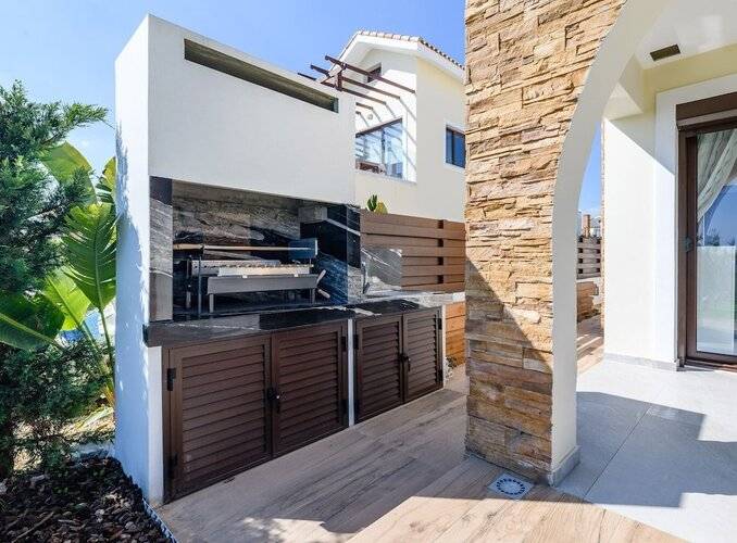 Serenity Seafront Villa