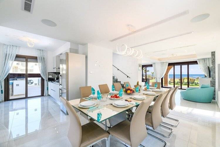 Serenity Seafront Villa