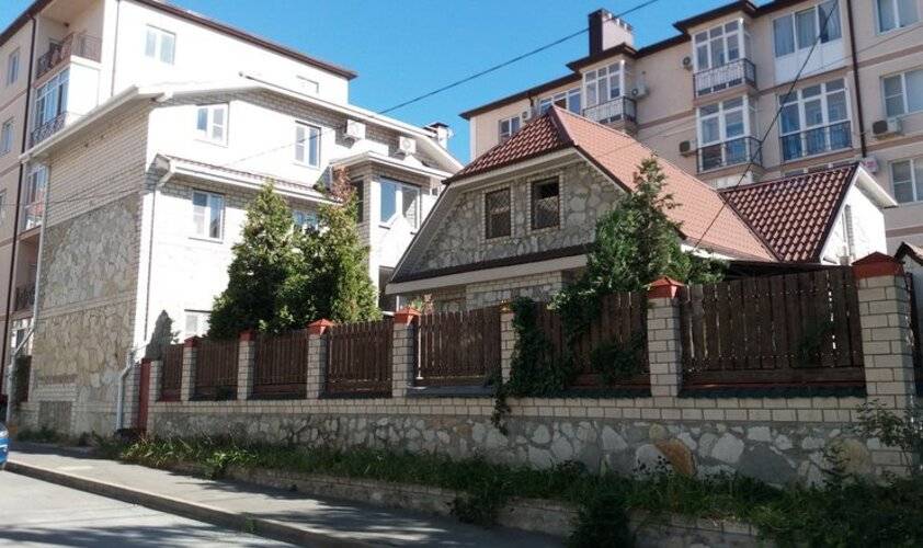 Левладиа