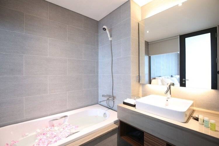 Avora Hotel