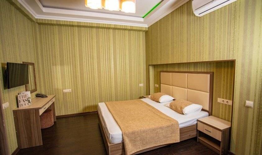 Grand Aero Hotel