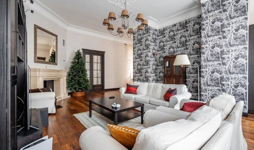 Sievers Apartment (Сиверс) Апартаменты