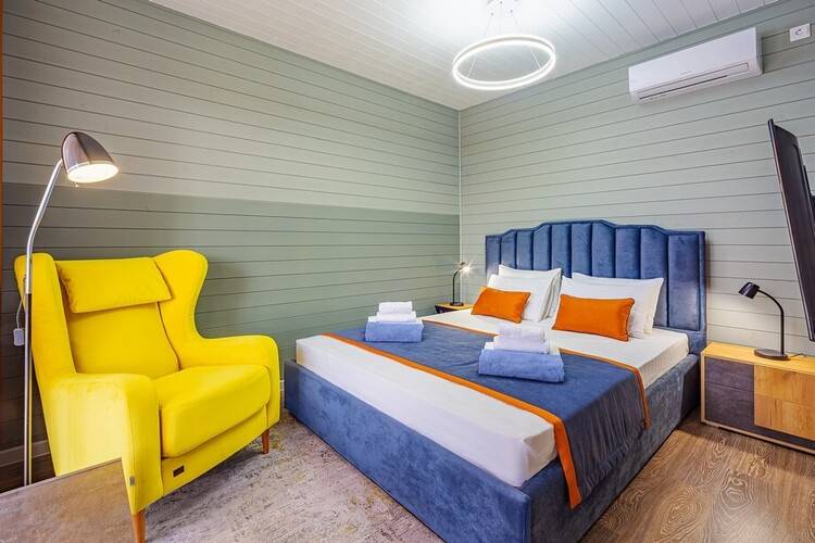 Viva Glamp Hotel