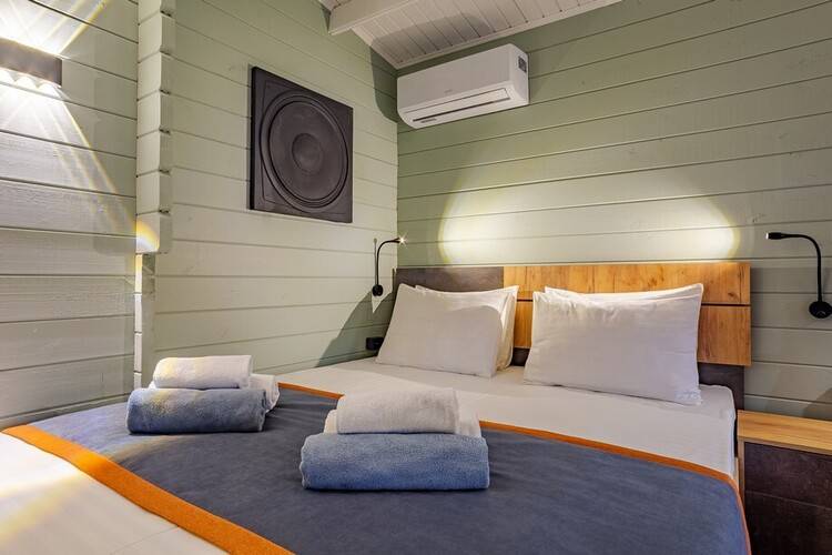 Viva Glamp Hotel