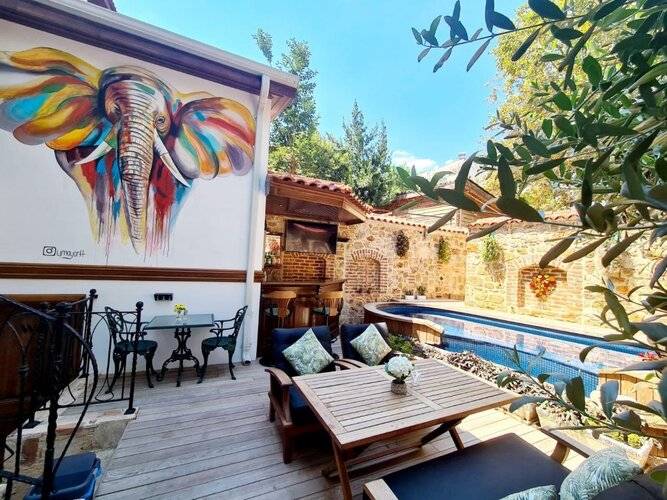 Hotel Lykia Old Town