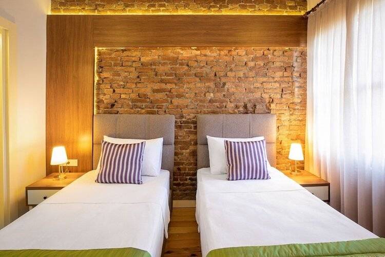 Mono Hotel