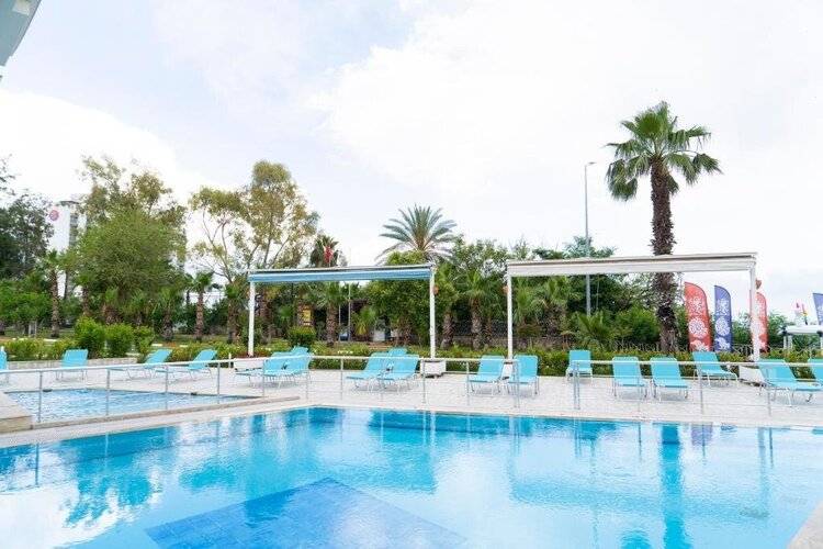 Tema 242 Hotel