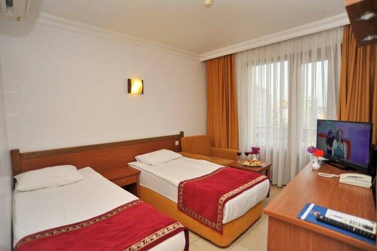 Royal Hill Hotel