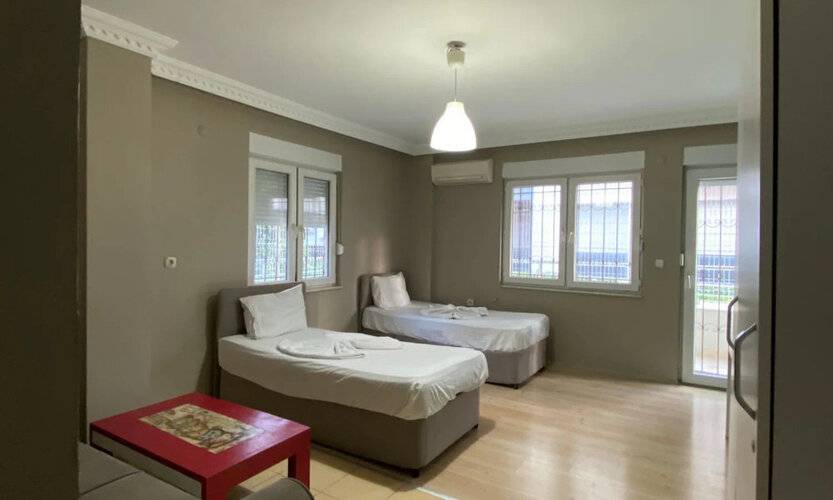 Khan's B&B Hotel (Ex. Kare Apart)