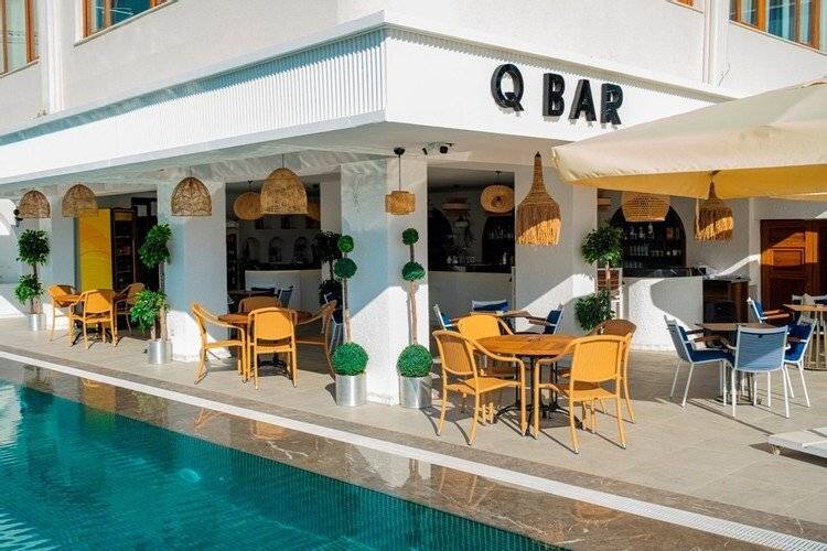 Qinn Hotel