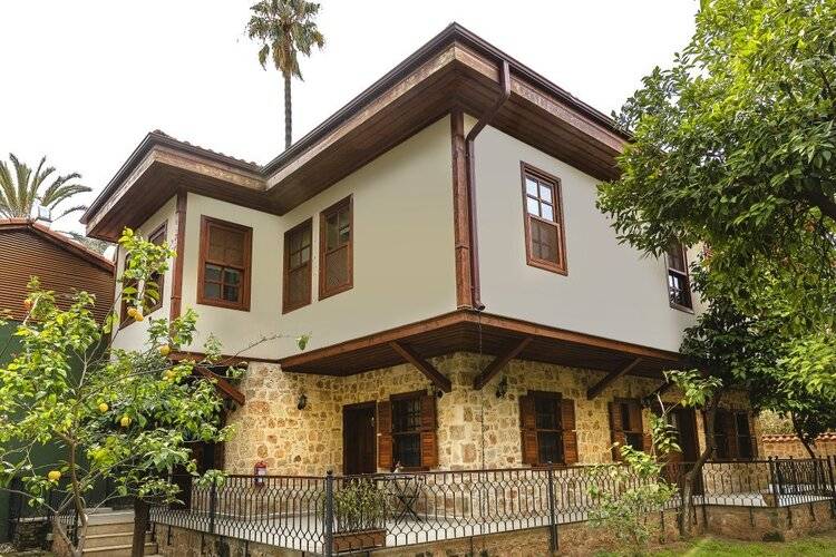Zemira Garden
